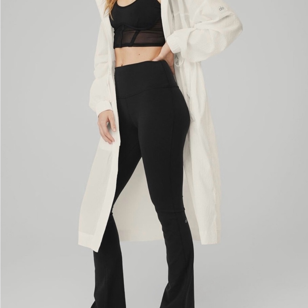 Alo Yoga Summer Nights Lightweight Coat in Ivory White - Picture 3 of 5